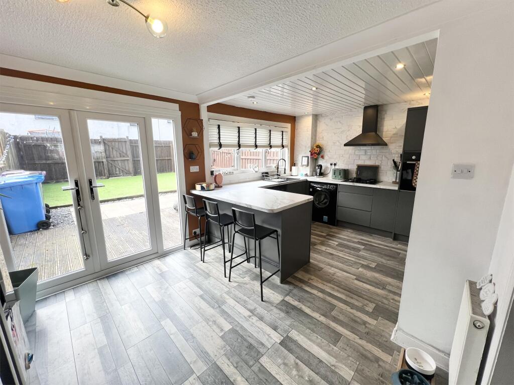 10 Treesbank, Kilwinning, KA13 6LY - View 6