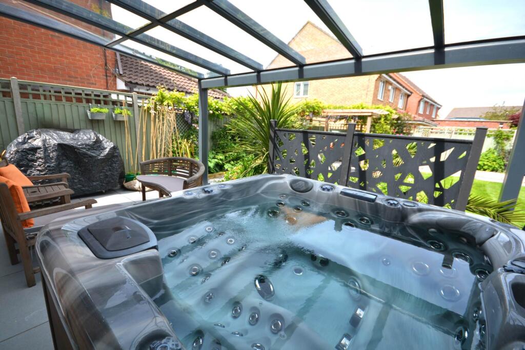 House in Rugby, Cawston - View 3