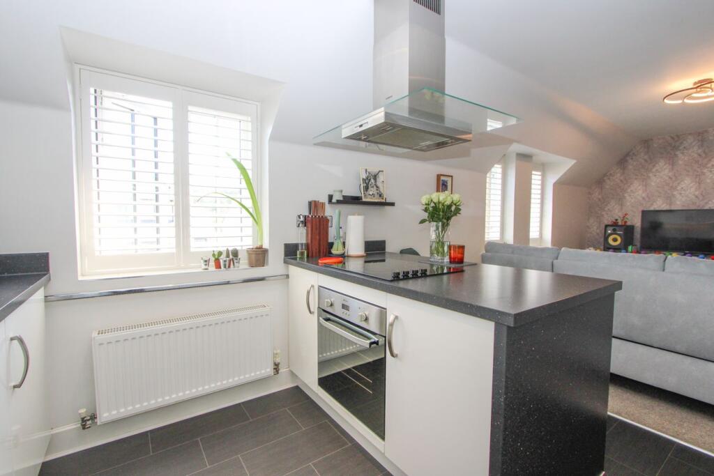 Sodbury Vale, Chipping Sodbury, BS37 - More