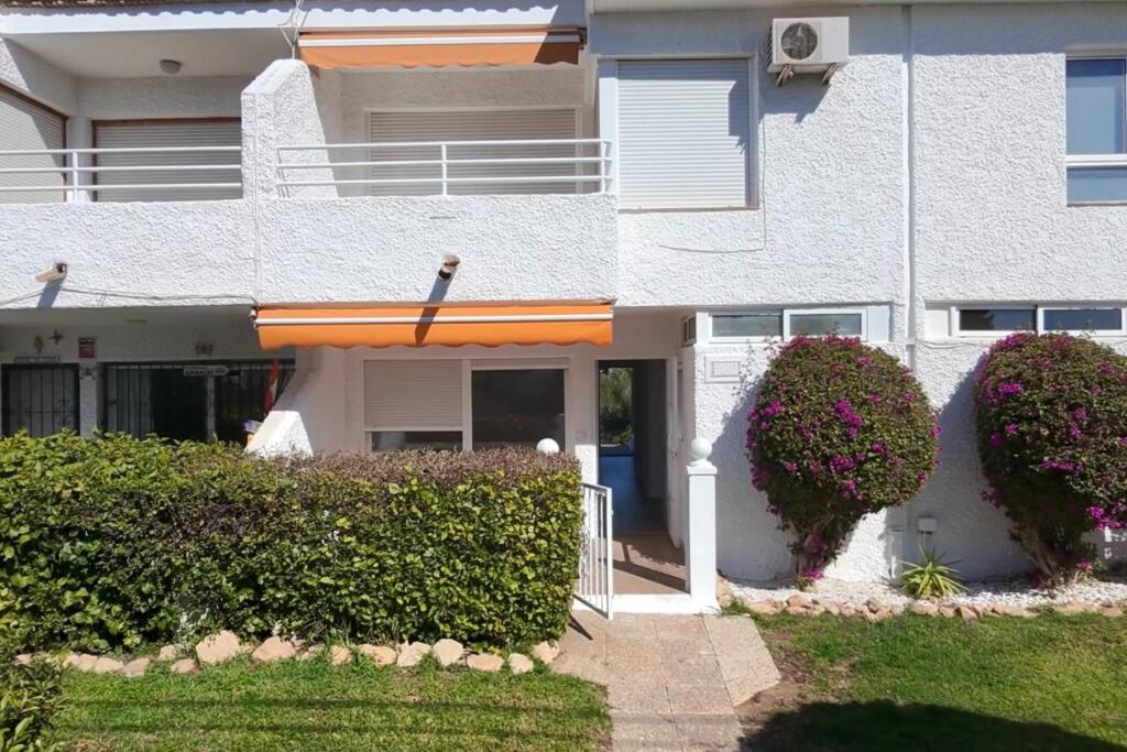 Main image of property: Villamartin