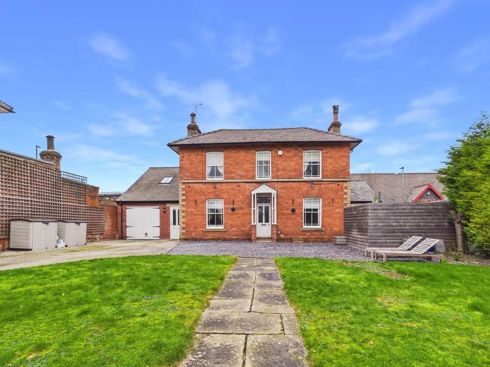 Main image of property: The Mount,  Pontefract