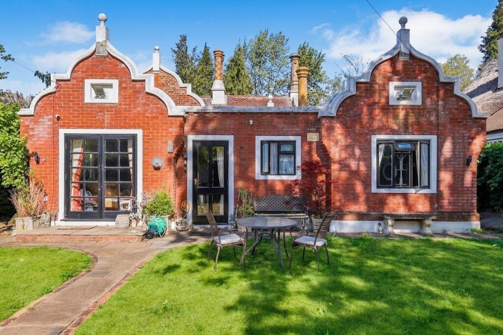 Main image of property: Pishiobury Drive, Sawbridgeworth, CM21