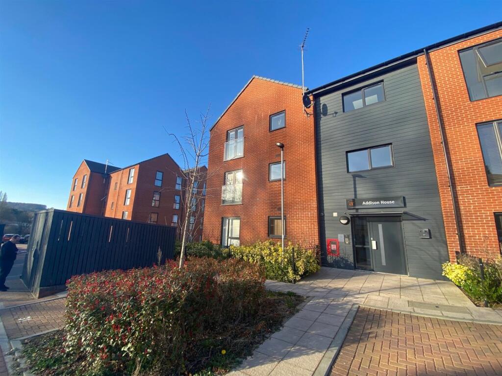 Main image of property: Ashton Rise, Bristol