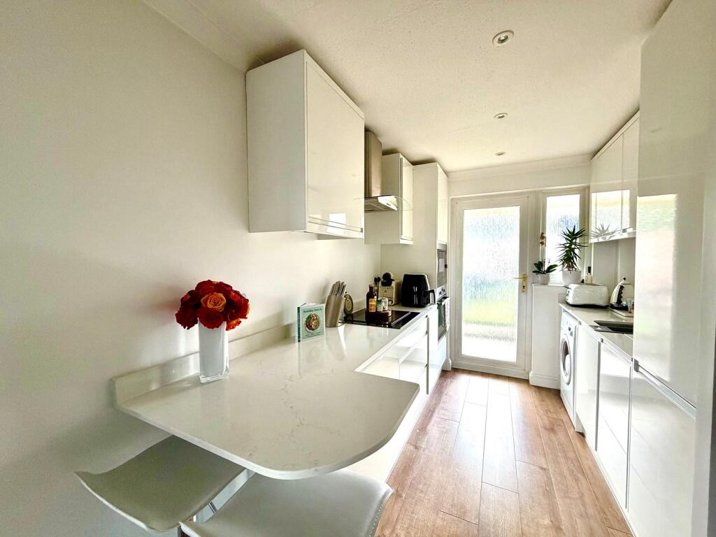 House in Kingston upon Thames - View 3
