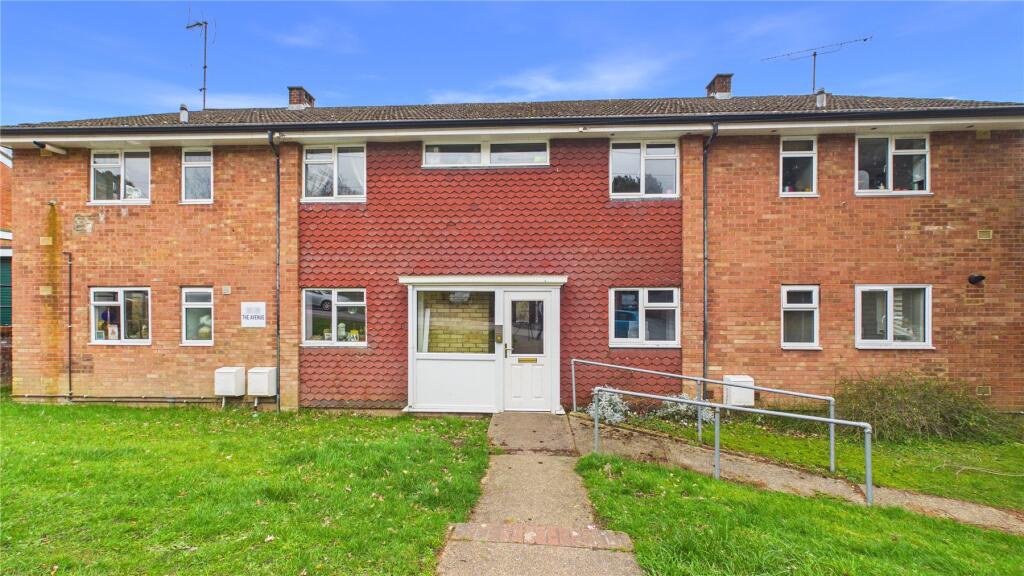 Main image of property: The Avenue, Lightwater, Surrey, GU18