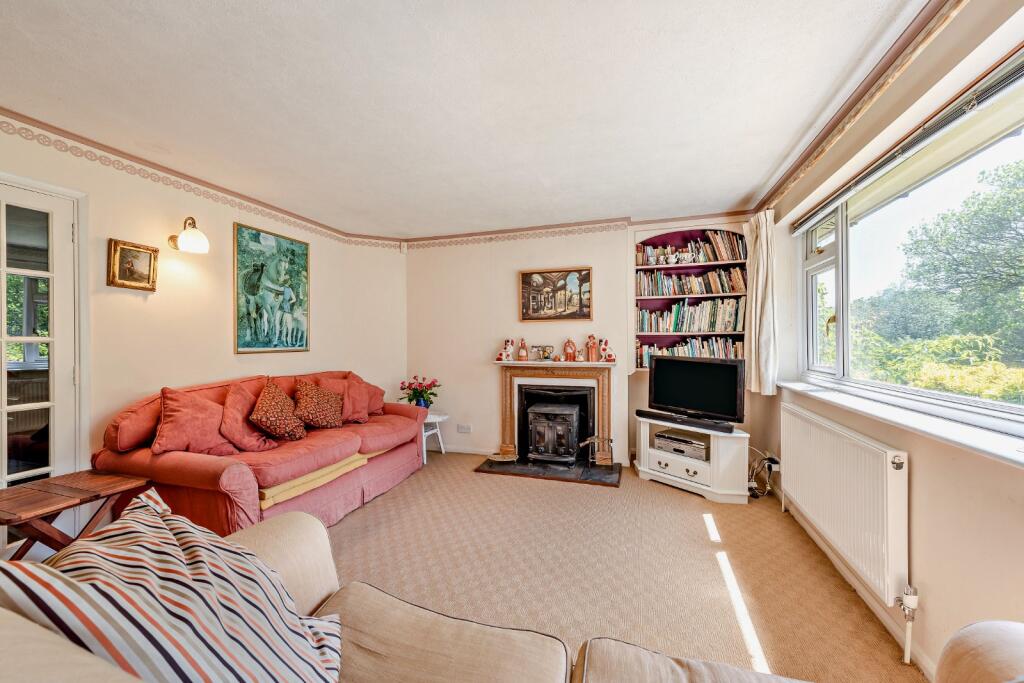 House in Tonbridge - View 4