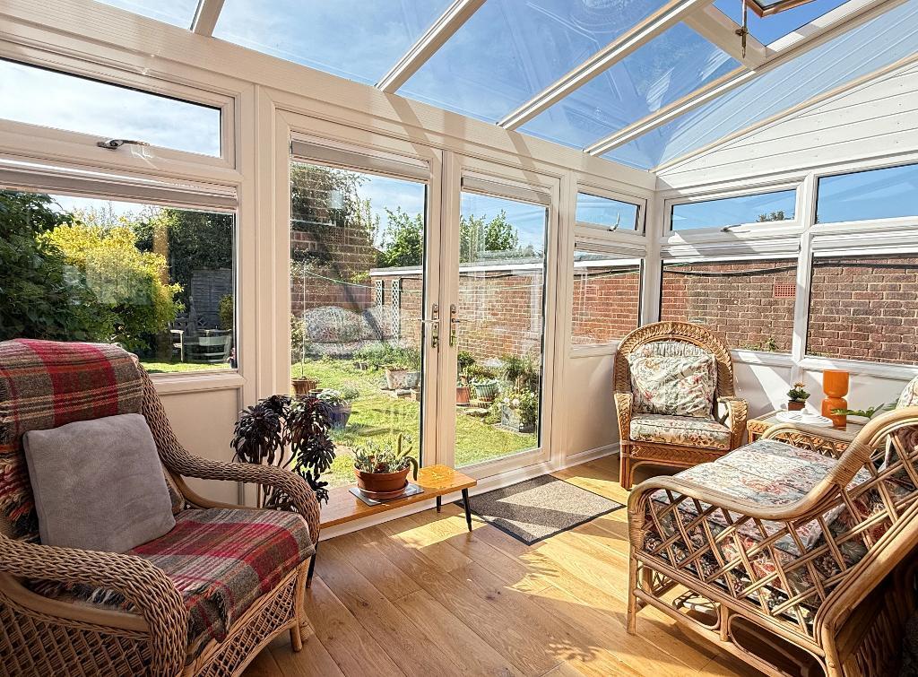 House in Horsham, Upper Beeding - View 3