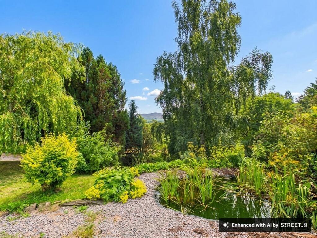 Strachan, Banchory, AB31 photo 3