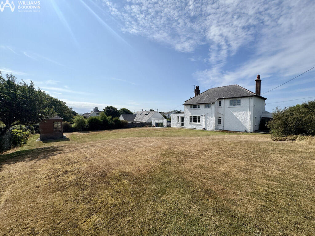 Lon St. Ffraid, Trearddur Bay, Anglesey, LL65 photo 4