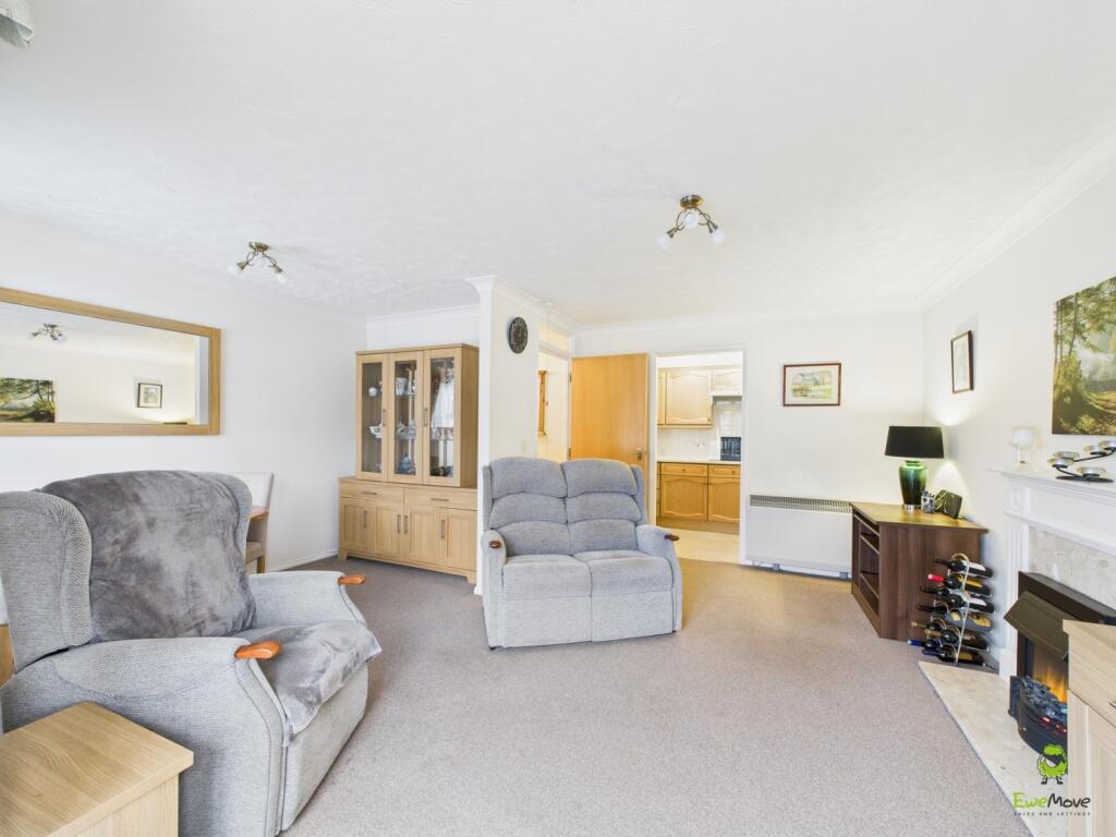 Kingsley Court, 21 Pincott Road, Bexleyheath, Kent, DA6 photo 3