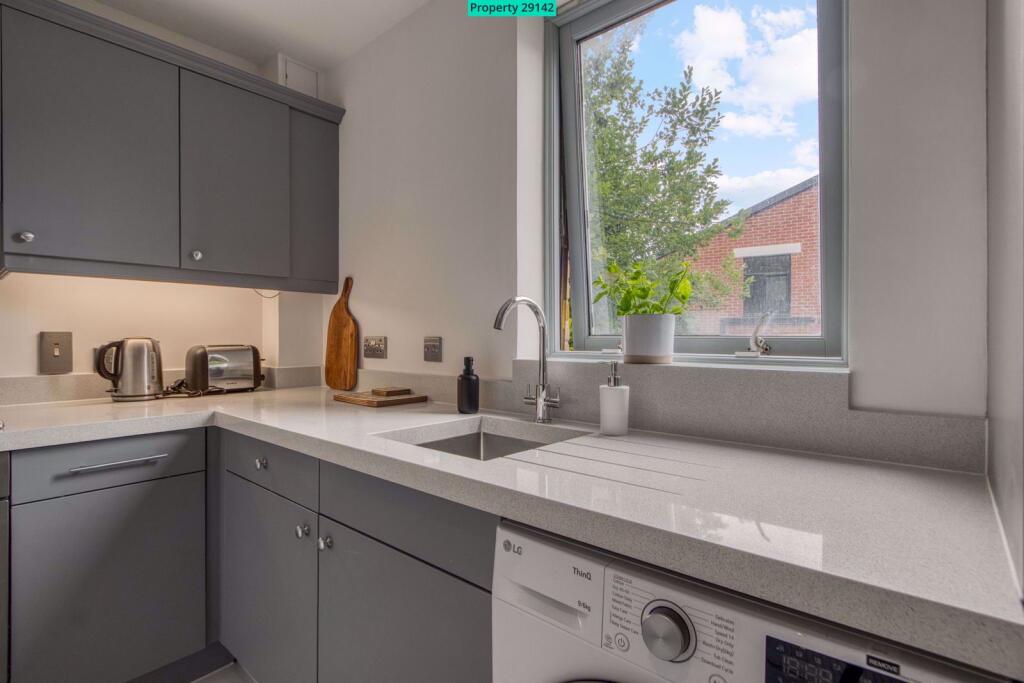 Apartment in London, Angel, Islington - View 5