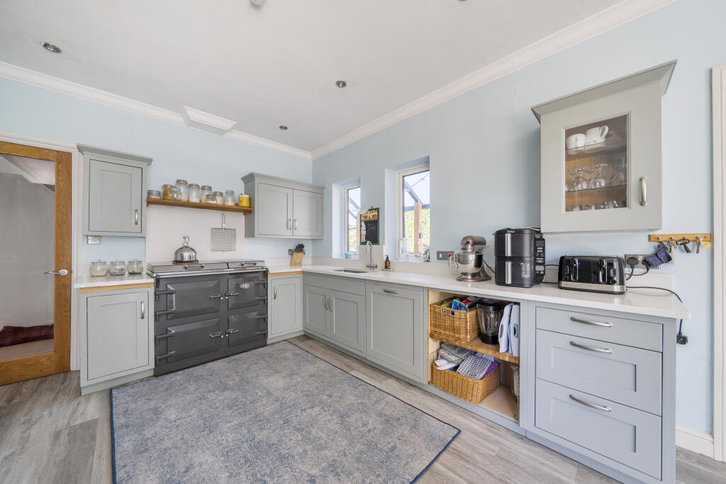 House in Clive, Yorton - View 5