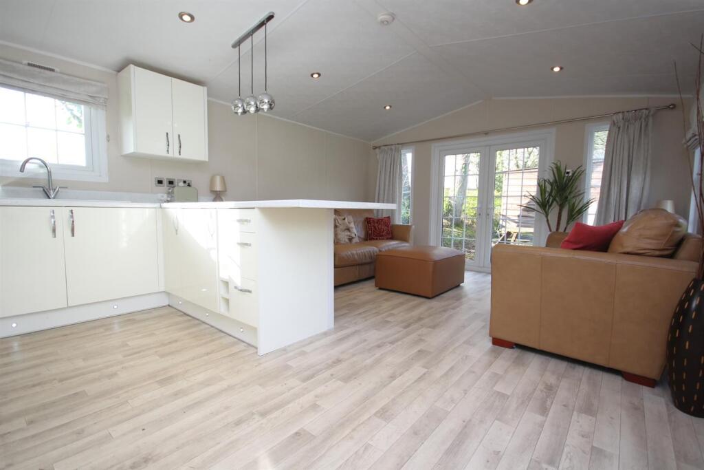 Fontley Road, Titchfield, Fareham photo 3