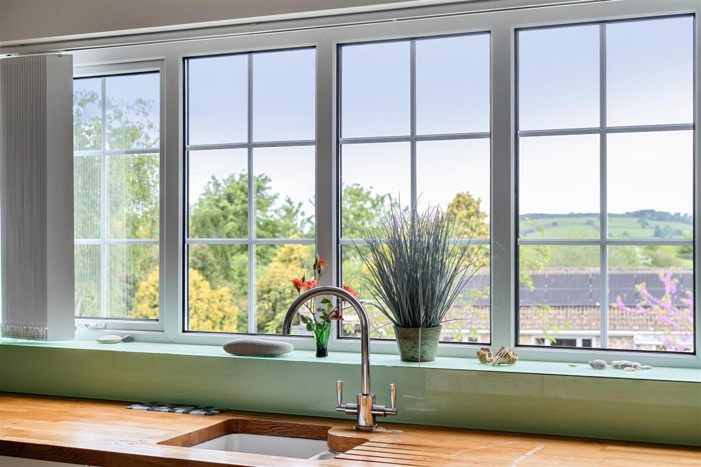 House in Corscombe, Weston - View 5