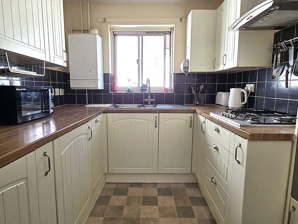 Apartment in Brighton - View 4