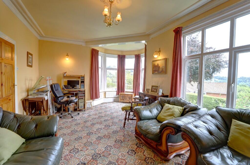 Beechlands, 1 The Avenue, YO22 5BS photo 3