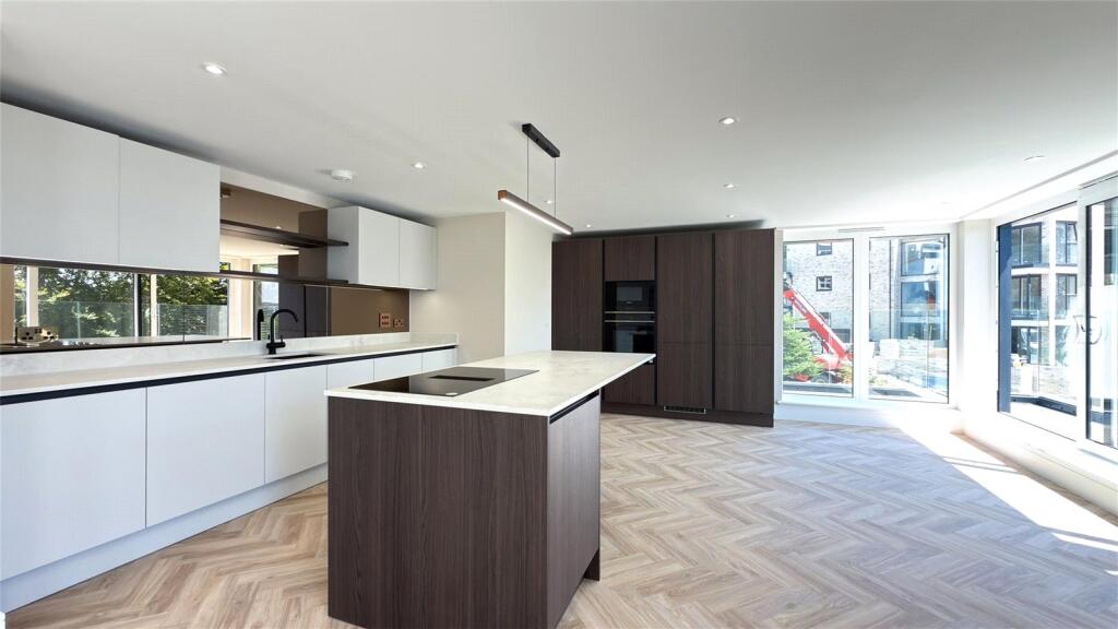 Apartment in Bournemouth - View 5