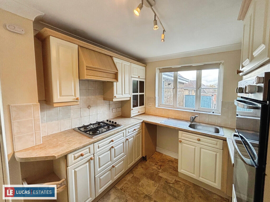 House in Blackwood, Caerphilly - View 2