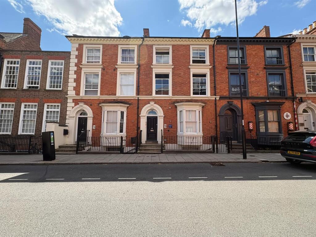 Main image of property: DERNGATE, TOWN CENTRE - NN1