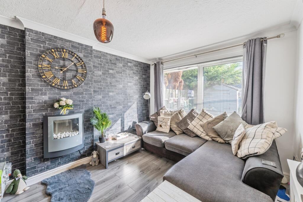 House in Hull, Kingston upon Hull - View 2