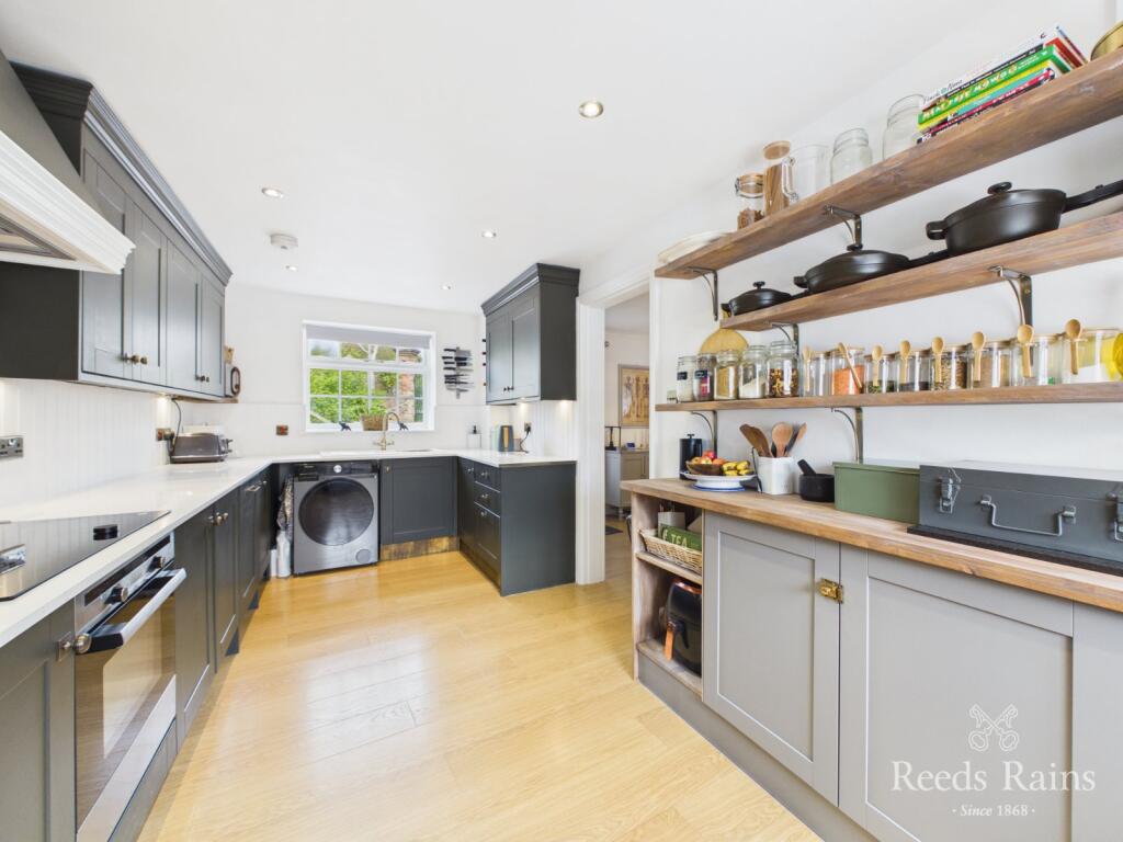 Hunmanby Road, Burton Fleming, Driffield, East Yorkshire, YO25 photo 4
