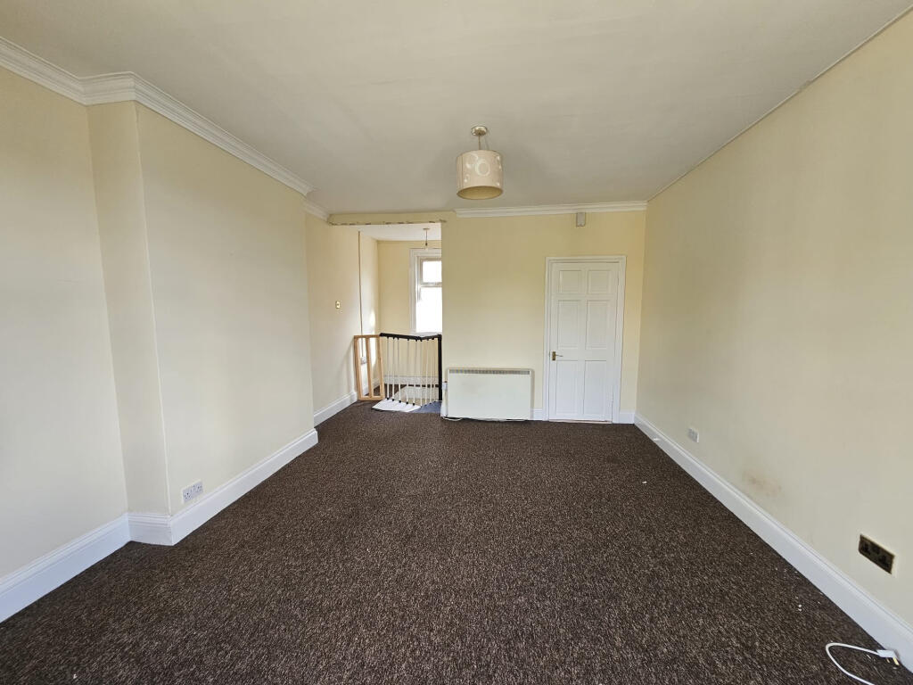 Hinckley Road, LE3 0UX - More