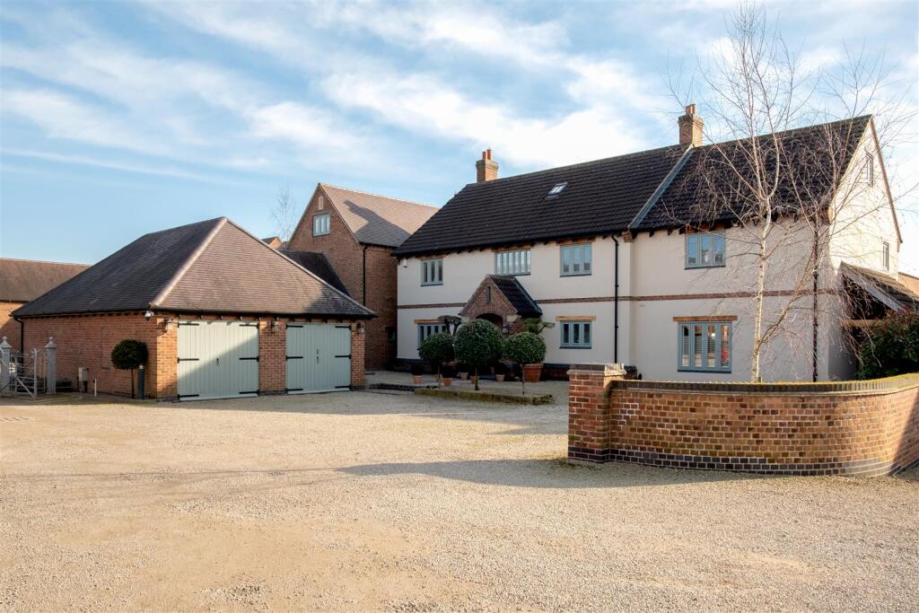6-bed detached on Glebe House, Main Street, Barton In The Beans, £1,550,000