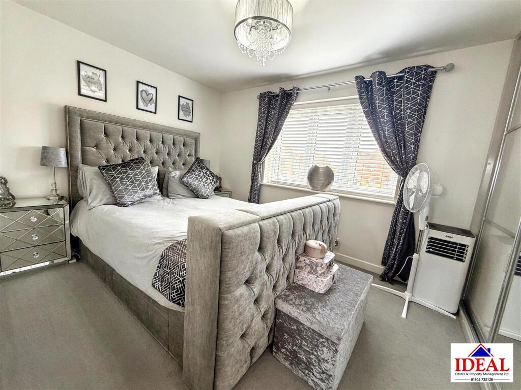 House in Doncaster, South Yorkshire - More