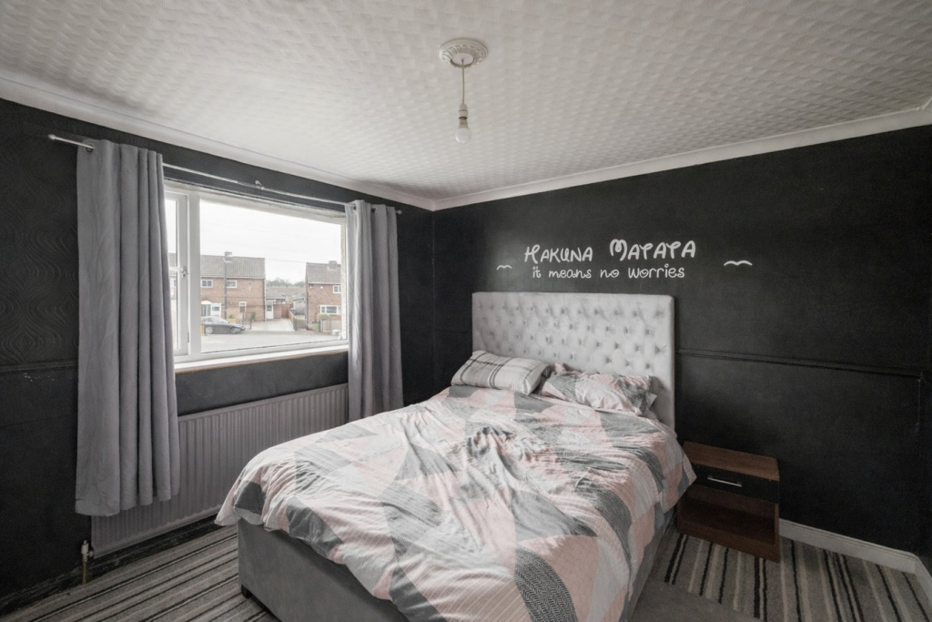 The Oval, Dunscroft, Doncaster, DN7 - More