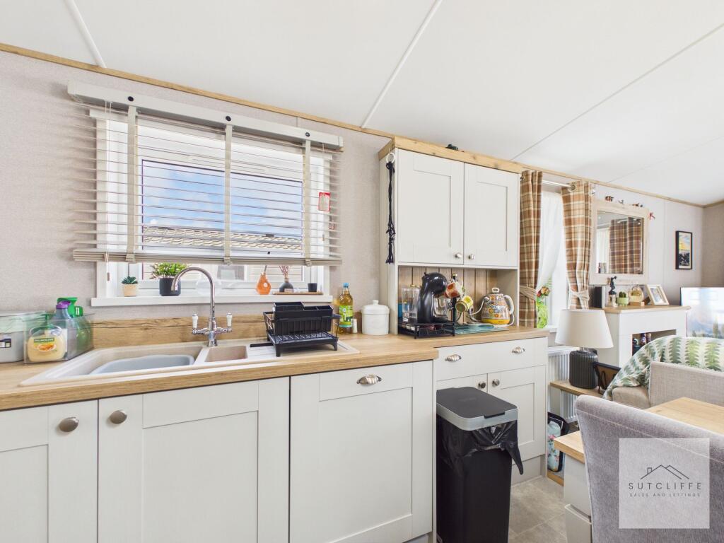 Smithy Leisure Park, Cabus Nook Lane, PR3 - More