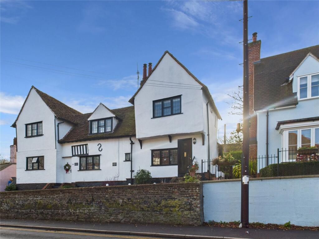 Main image of property: Lexden Road, Colchester, Essex, CO3