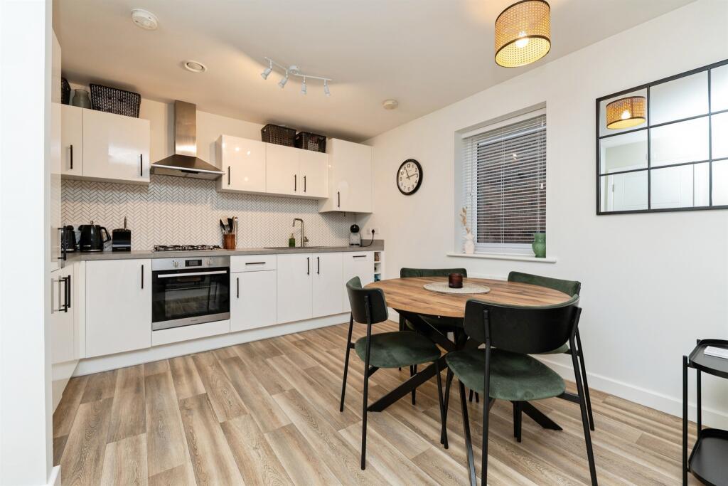 Additional image 4 of Blossom Drive, Welwyn Garden City