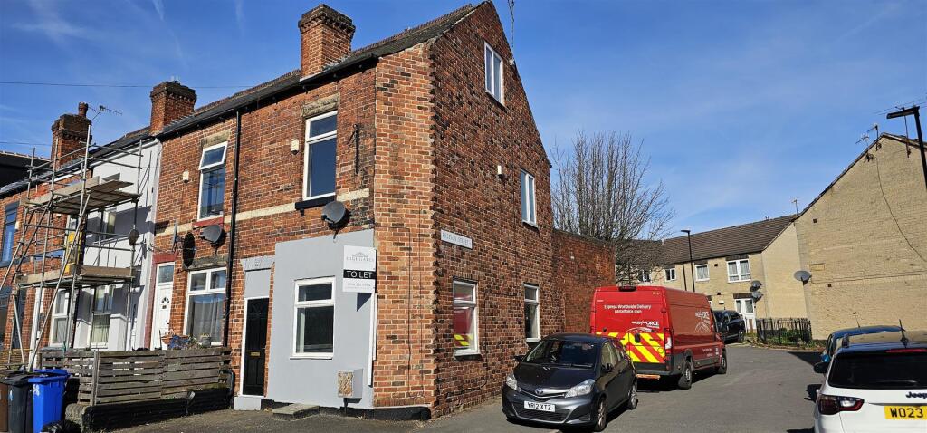 Main image of property: Chippinghouse Road, Sheffield, S8
