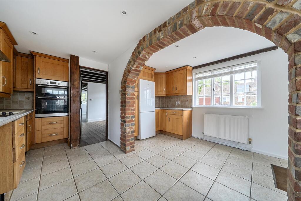 House in Tonbridge - View 5