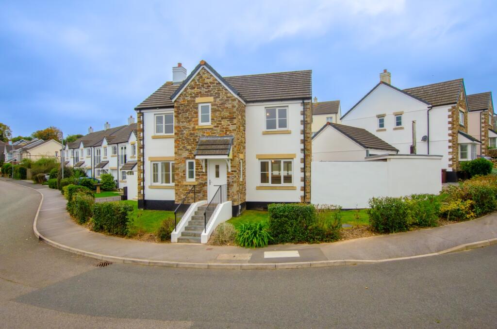 Main image of property: Du Maurier Drive, Fowey, PL23 1DW