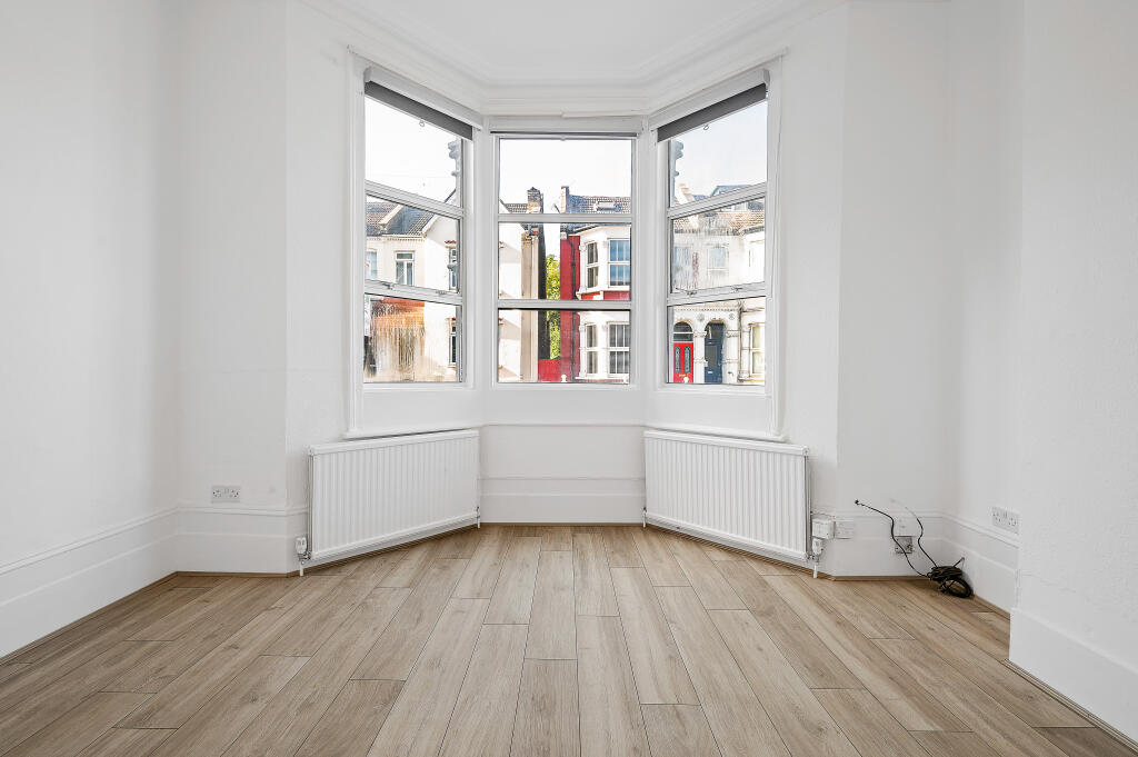 2 bedroom ground floor flat for rent
