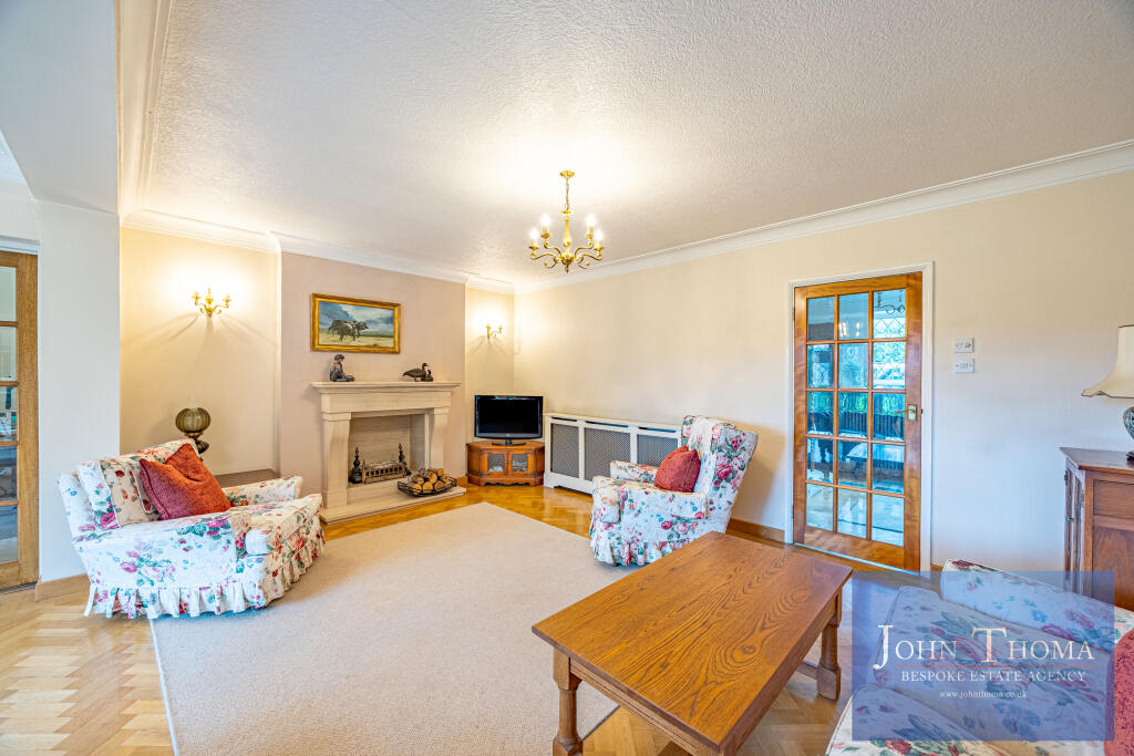Chigwell Rise, Chigwell, Essex photo 4
