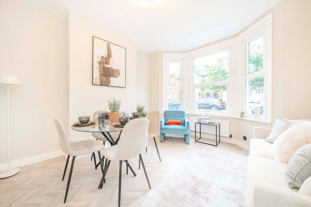 Apartment in London - View 2