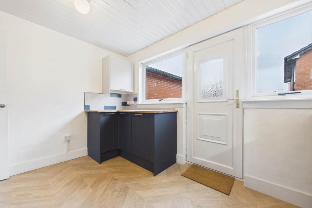 Ferndale Drive, Glasgow - View 6