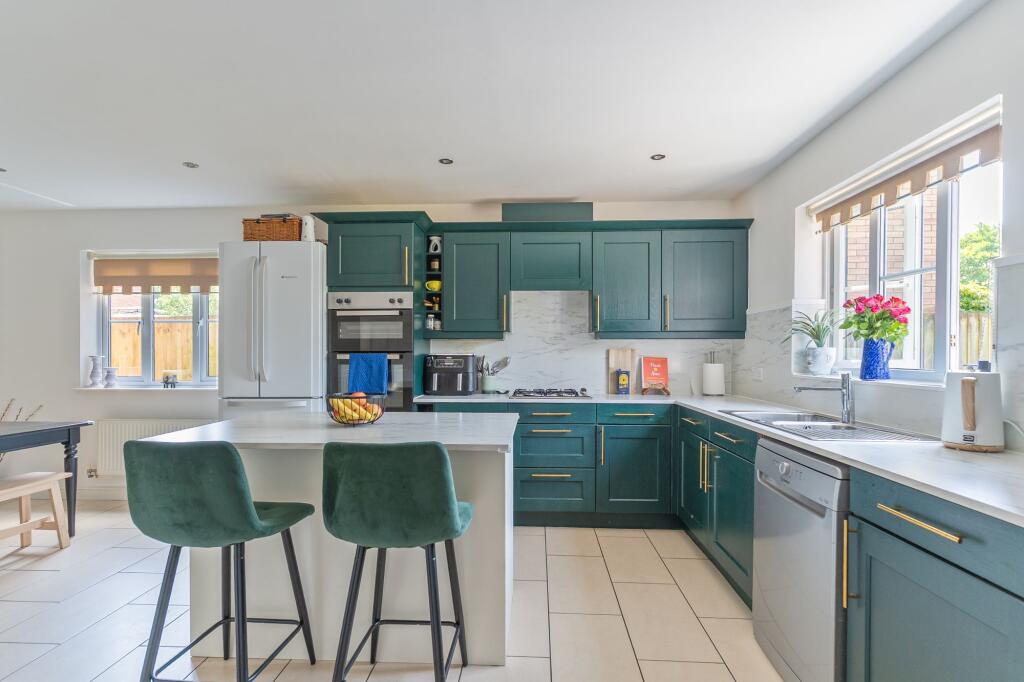 House in Newport, Cefn, Rogerstone - View 2
