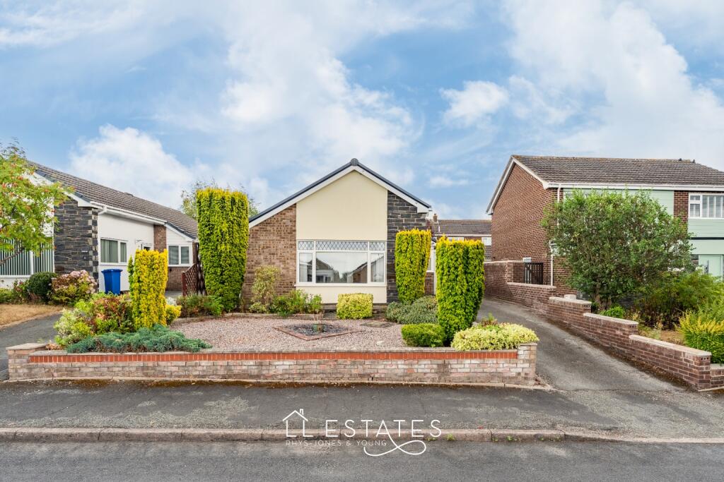 Main image of property: 12 Llys Clwyd, St. Asaph, Denbighshire, LL17 0UA