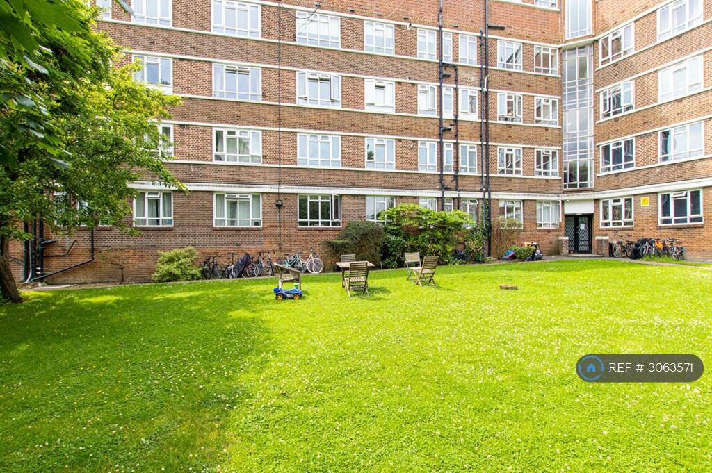 Apartment in London, Brondesbury Park, Brondesbury - View 4
