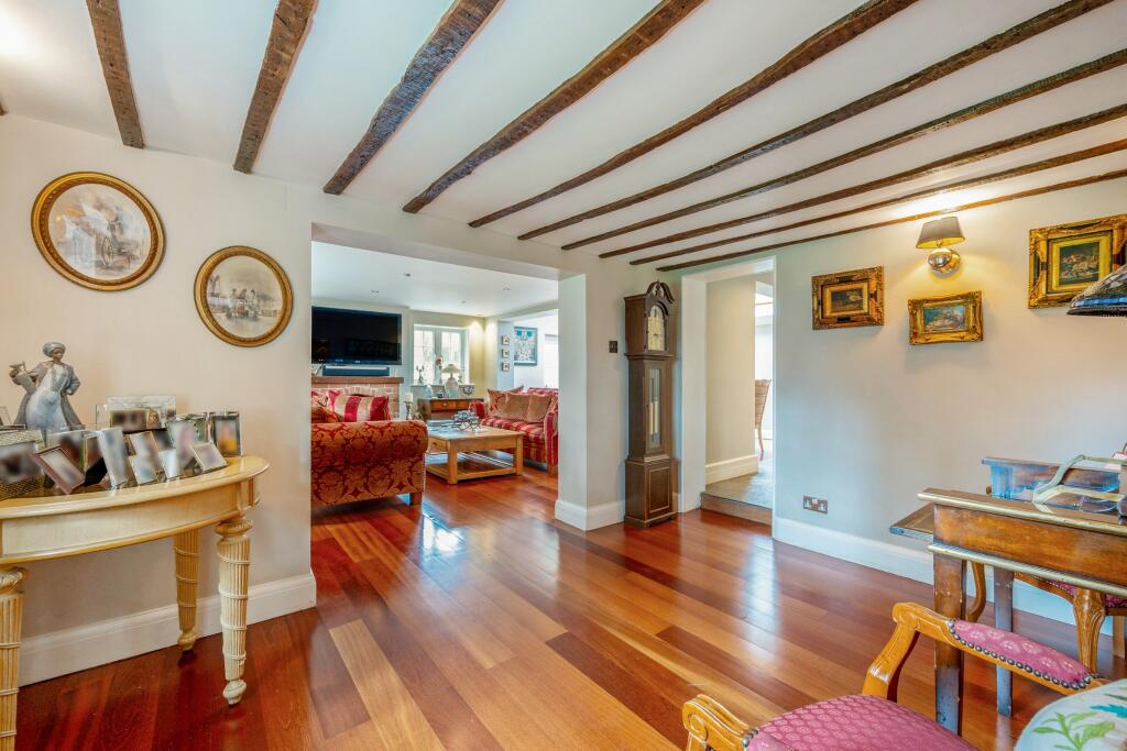 House in Southampton - View 4