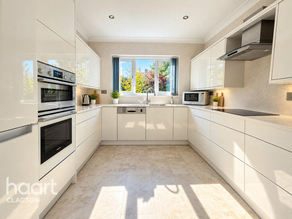 House in Colchester - View 4