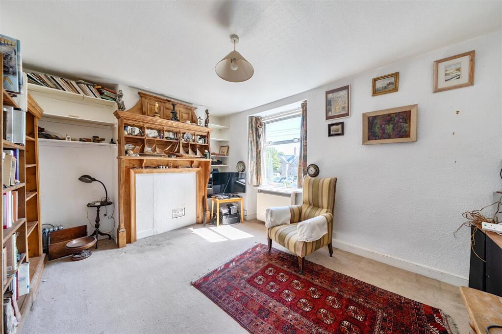 House in Dorchester - More