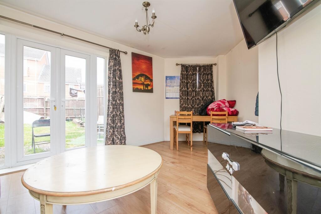 Additional image 9 of York Crescent, WEST BROMWICH