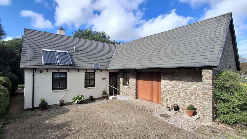 Main image of property: Meadow Side, Llanspyddid, Brecon, Powys.