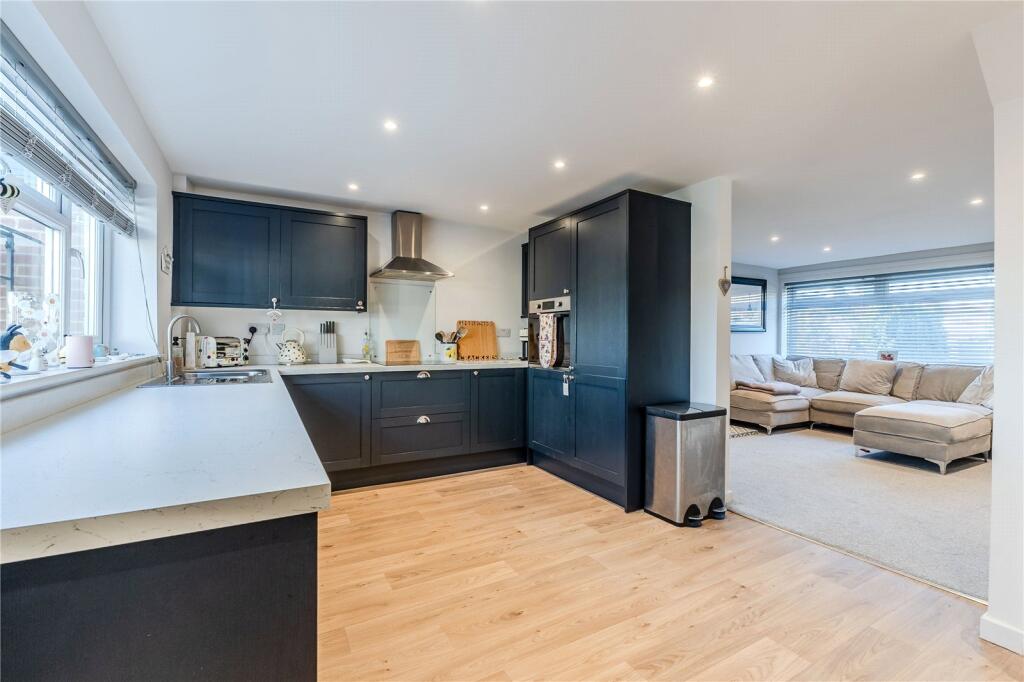 House in North Yorkshire, Harrogate - View 5
