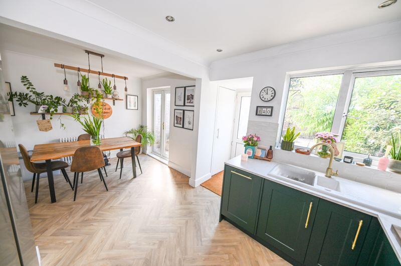 House in Portsmouth - View 3