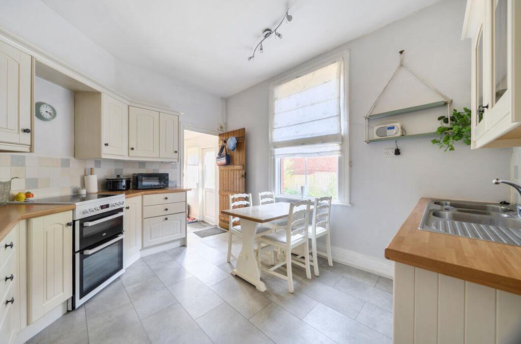 House in Bath - View 5